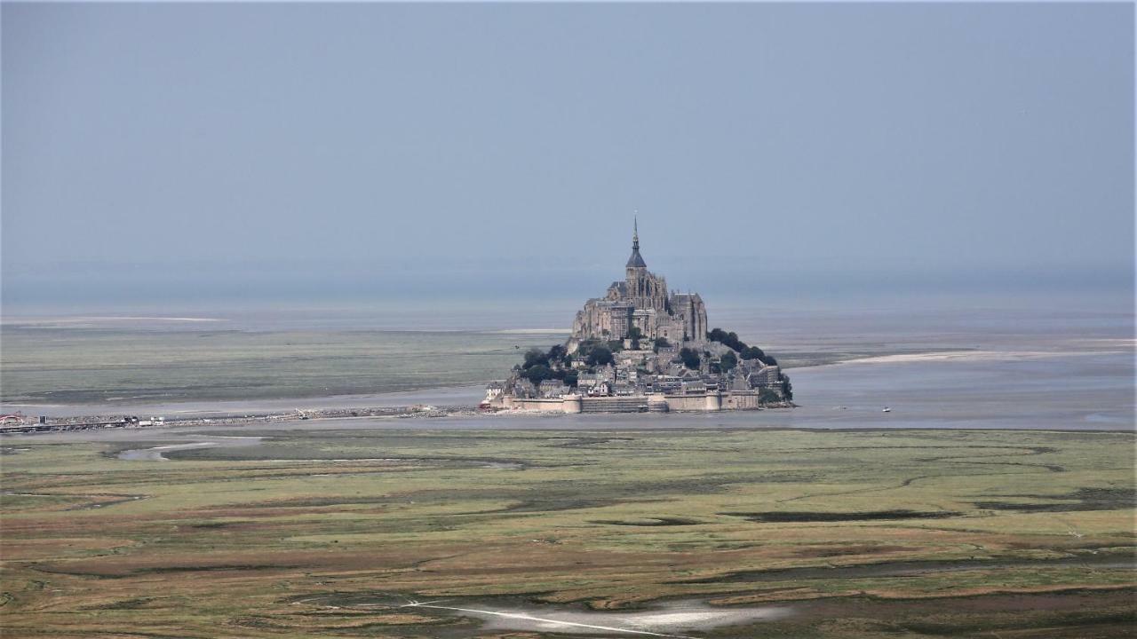 Gites Les 2 Hermines Mont-Dol Esterno foto